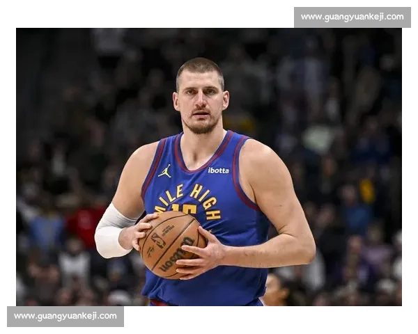 詹杜库之外现役仅 3 人堪称超巨！约基奇字母哥东契奇统治力无解