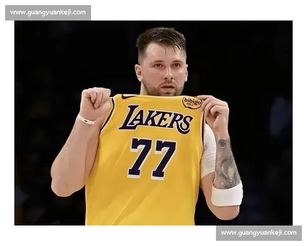 顶薪拒降!詹姆斯铁心离队,湖人重建东契奇时代开启 顶薪拒降!詹姆斯铁心离队,湖人重建东契奇时代开启