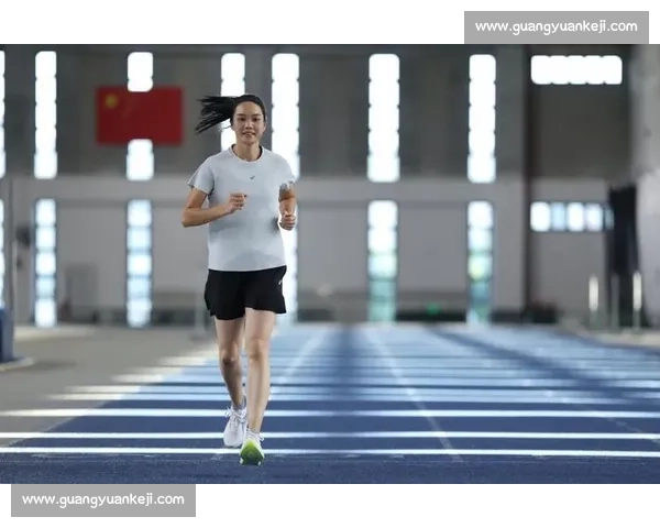 巩立姣 18 米 93 碾压夺冠，韦永丽雨战 11 秒 57 摘金